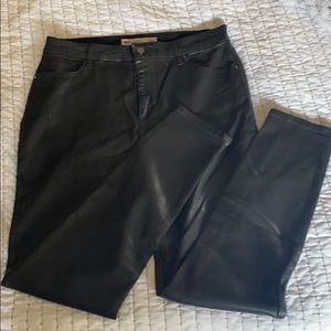 BUY 1 GET 1 🎉ASOS high-rise jeans